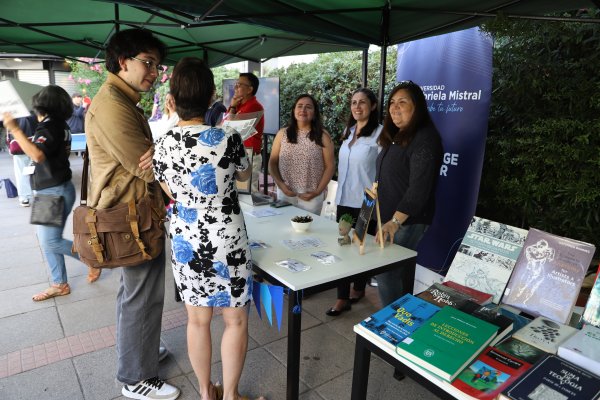 Foto 9 de 22: Universidad Gabriela Mistral da la bienvenida a sus nuevos estudiantes con diversas actividades