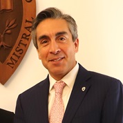 Imagen de la noticia: Dra. Deb Adair, CEO de Quality Matters (QM), se reunió con autoridades de la Universidad Gabriela Mistral