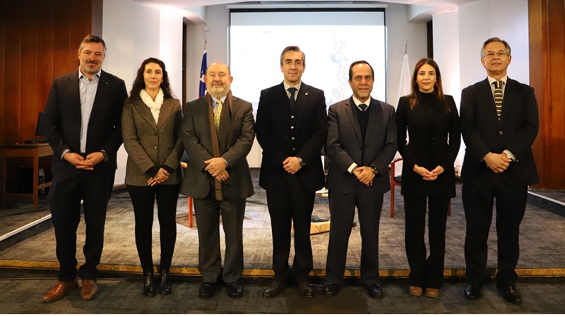 Imagen de la noticia: Primera Encuesta Evaluación de Confianza en las Instituciones: chilenos reprueban a las instituciones judiciales