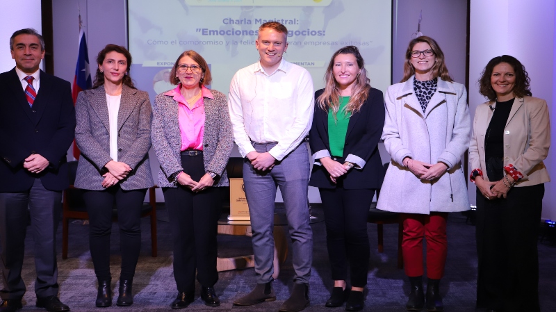 Imagen de la noticia: Experto inglés Matt Phelan dictó charla sobre cómo conviven las emociones y los negocios