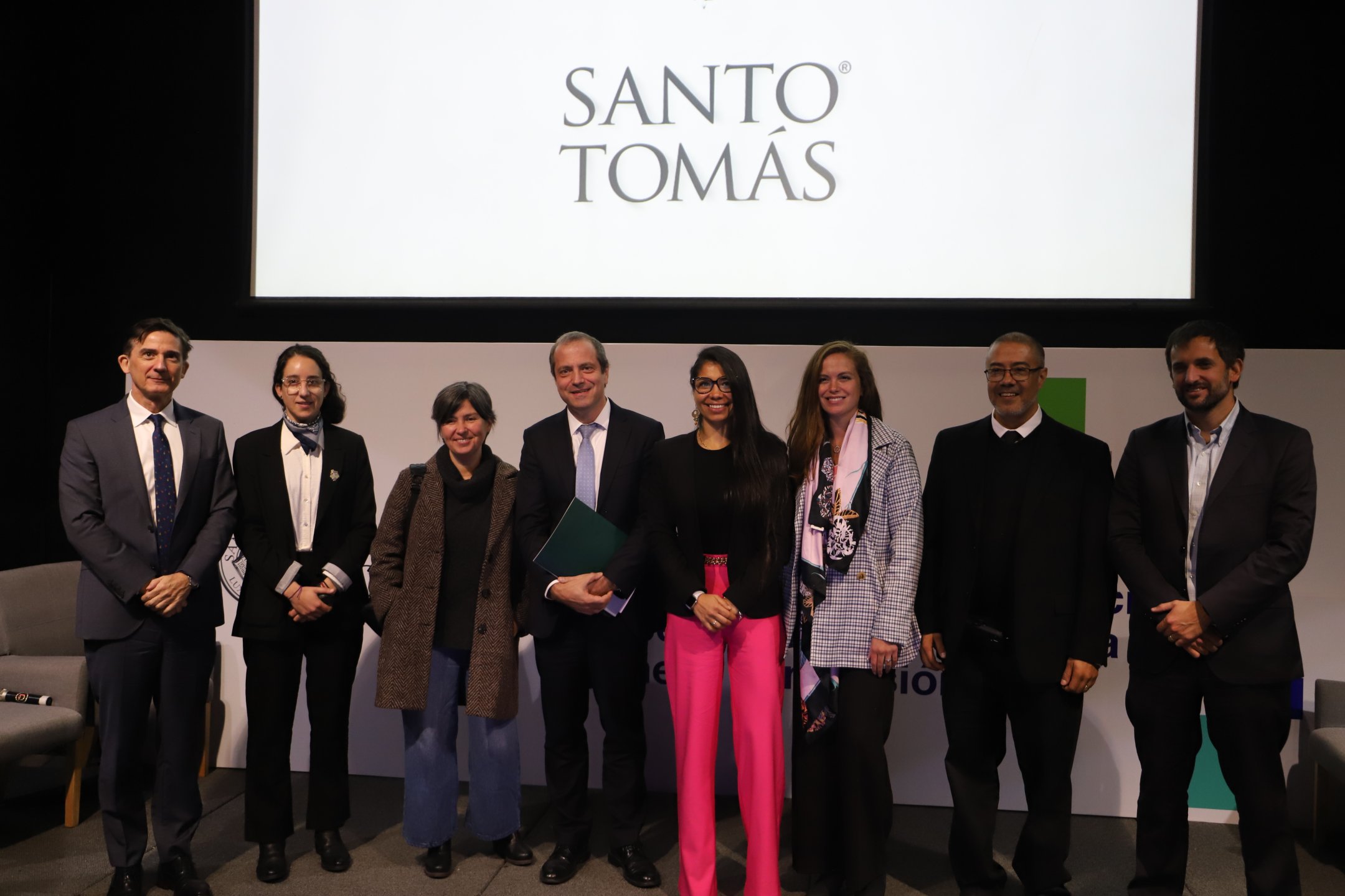 Imagen de la noticia: Académica UGM Isabella Cuneo participó en seminario "Prácticas Efectivas de Empleabilidad en la Educación Superior con un Enfoque de Género e Inclusión"