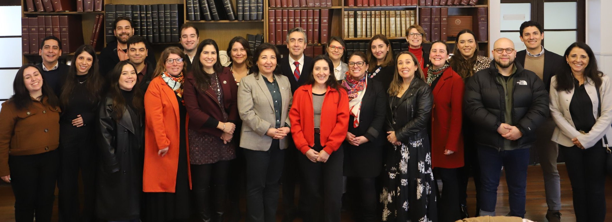 Imagen de la noticia: Egresados de Psicología UGM se reúnen para compartir experiencias y reencontrarse con la comunidad mistralina