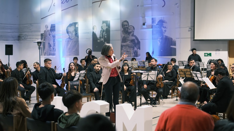 Imagen de la noticia: Universidad Gabriela Mistral realizó "Concierto desde el Nuevo Mundo" de la Orquesta Sinfónica UAHC