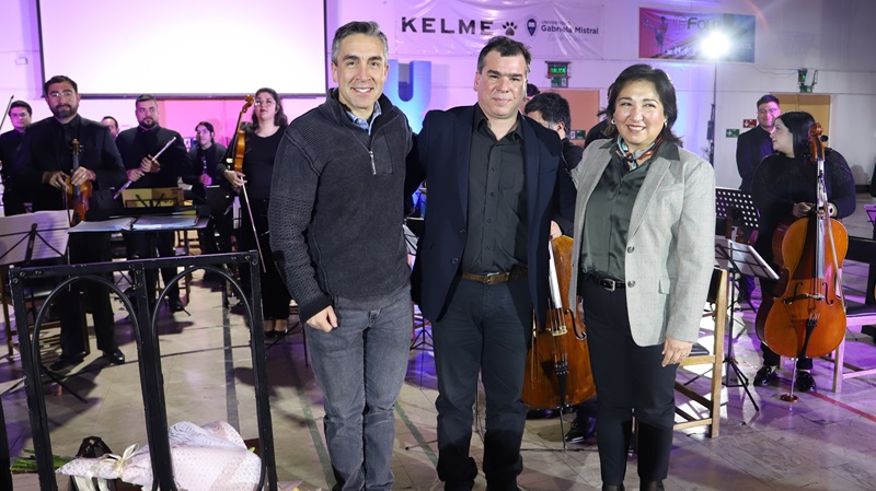 Imagen de la noticia: Universidad Gabriela Mistral realizó "Concierto desde el Nuevo Mundo" de la Orquesta Sinfónica UAHC