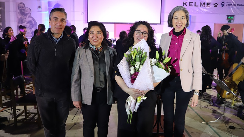 Foto 1 de 8: Universidad Gabriela Mistral realizó "Concierto desde el Nuevo Mundo" de la Orquesta Sinfónica UAHC