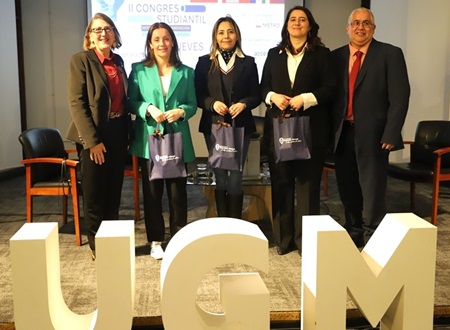 Foro "Mujeres en Ingeniería" inauguró II Congreso Internacional Estudiantil de Innovación