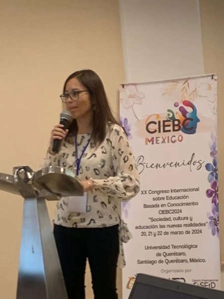 Foto 2 de 2: Académica UGM expuso en el 20° Congreso Internacional sobre Educación Basada en Conocimiento en México