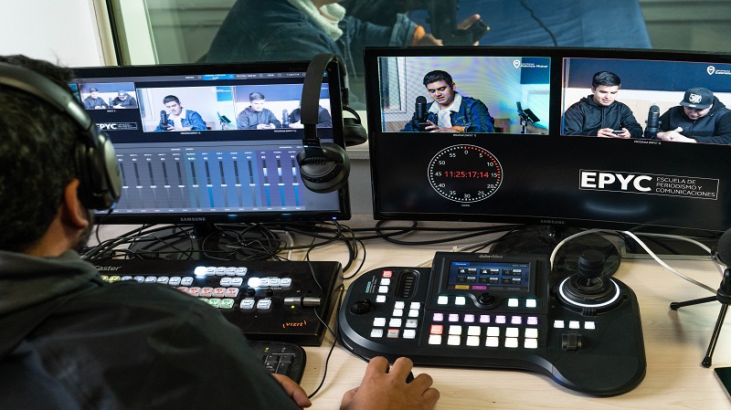 Foto 1 de 5: EPyC: Hub audiovisual para los comunicadores UGM