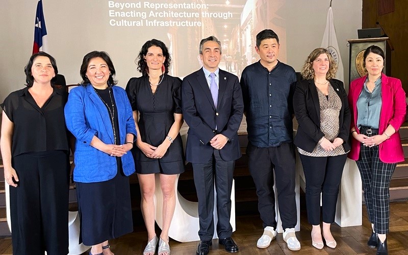Imagen de la noticia: Aric Chen reflexiona sobre la relevancia social de la arquitectura en charla magistral en la UGM