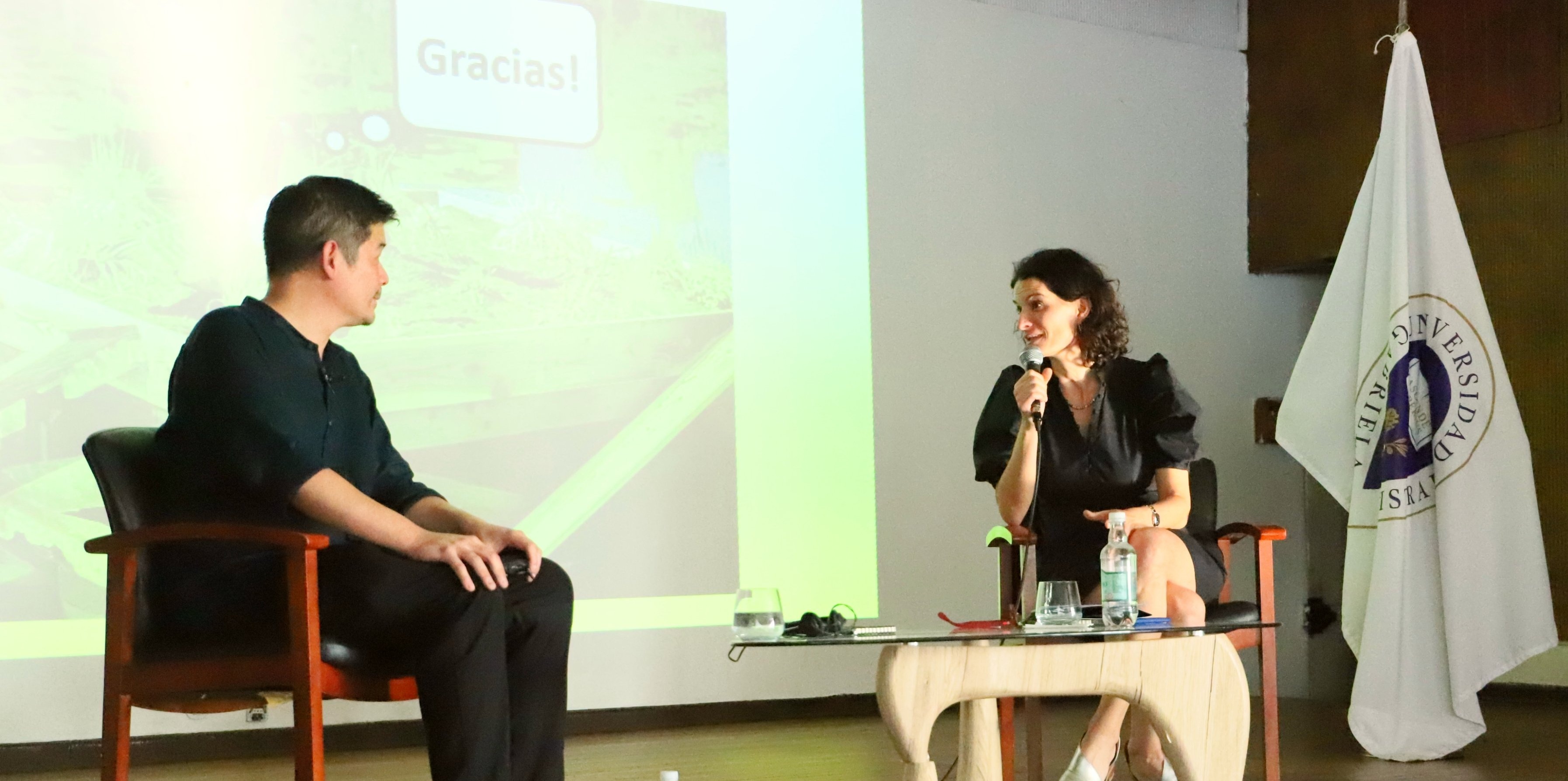 Imagen de la noticia: Aric Chen reflexiona sobre la relevancia social de la arquitectura en charla magistral en la UGM