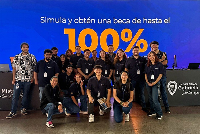 Imagen de la noticia: Admisión 2026: conoce vías de contacto y horarios, ¡te esperamos en La Mistral!