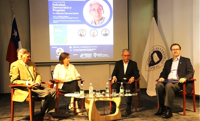 Imagen de la noticia: Libro “Felicidad, Democracia y Progreso” fue presentado en Universidad Gabriela Mistral
