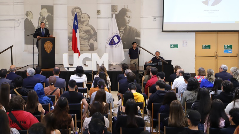 Imagen de la noticia: Universidad Gabriela Mistral recibió a sus nuevos estudiantes 2025