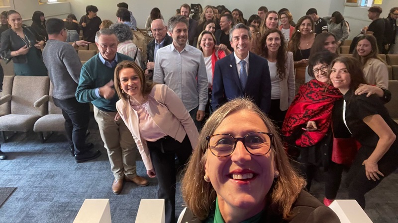 Imagen de la noticia: Xª Encuesta Ecosistema Emprendedor UGM: Principal barrera de emprendedoras es dificultad para conciliar trabajo y responsabilidades familiares