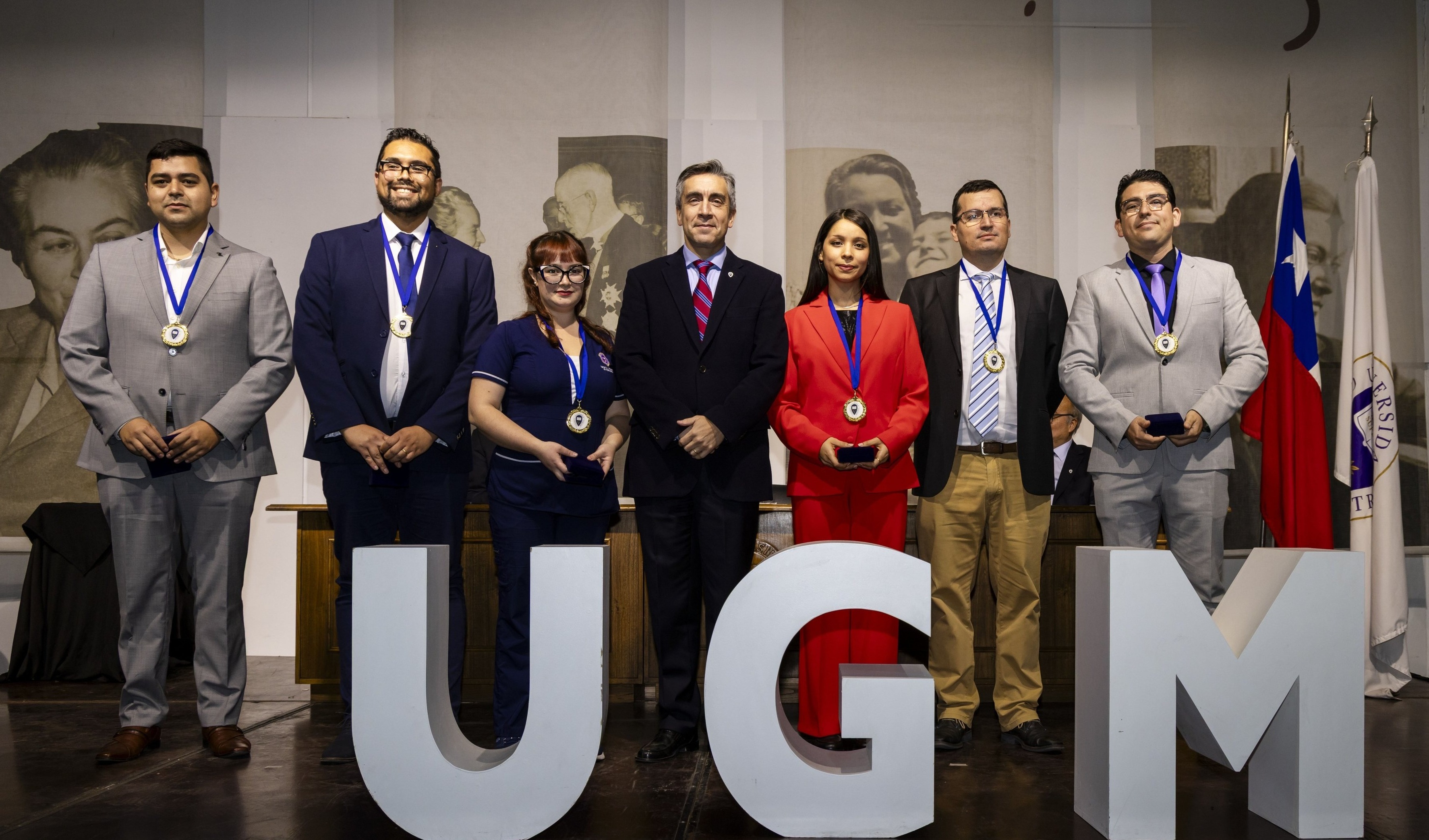 Imagen de la noticia: Universidad Gabriela Mistral celebró ceremonias de titulación de egresados del Año Académico 2024-2025