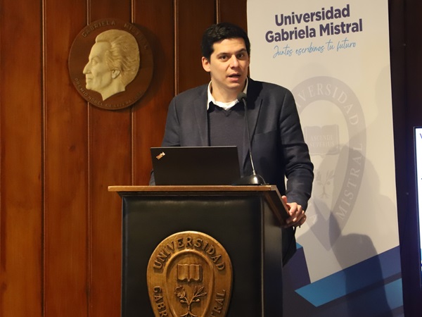UGM realizó Workshop de Fondos Concursables de Vinculación con el Medio (VcM)