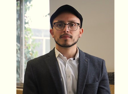Escuela de Periodismo y Comunicaciones UGM recibe a Matías Alvarado, nuevo académico investigador