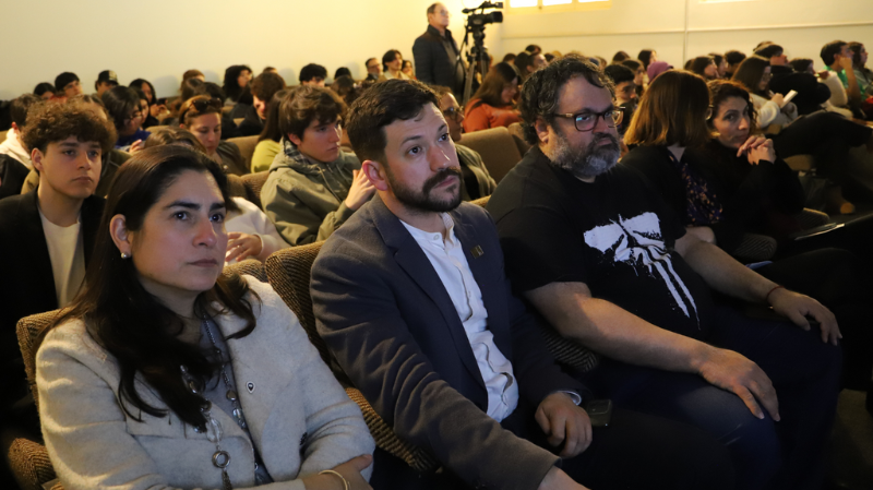 Foto 3 de 5: Exitosa jornada marca el lanzamiento de una nueva edición de la Revista Akadèmeia en la UGM