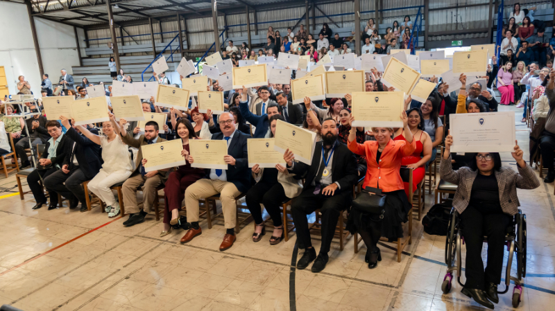 Foto 1 de 21: Universidad Gabriela Mistral celebró las ceremonias de titulación de sus egresados 2024 - 2025