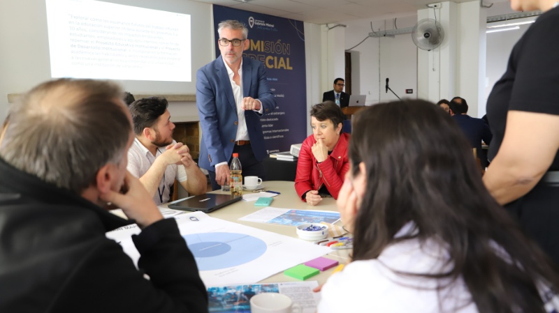 Imagen de la noticia: UGM vivió Claustro Académico 2025 con foco en la figura de Gabriela Mistral y la educación para el futuro