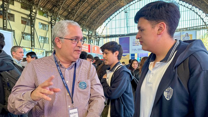 Imagen de la noticia: Universidad Gabriela Mistral participó en Feria SIAD 2025 con orientación personalizada para futuros estudiantes