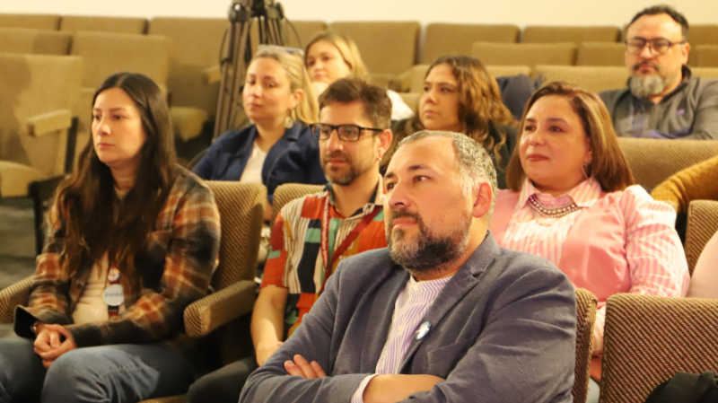 Foto 1 de 4: Mesa Regional de Prevención del Suicidio se reúne en la UGM para abordar la salud mental en personas mayores