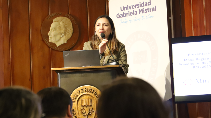 Foto 2 de 4: Mesa Regional de Prevención del Suicidio se reúne en la UGM para abordar la salud mental en personas mayores