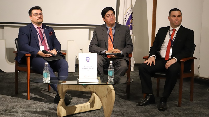 Imagen de la noticia: Escuela de Derecho UGM organizó workshop y seminario internacional “Gobernanza en ciberseguridad: Cyberlaw y desafíos del sector público y privado”
