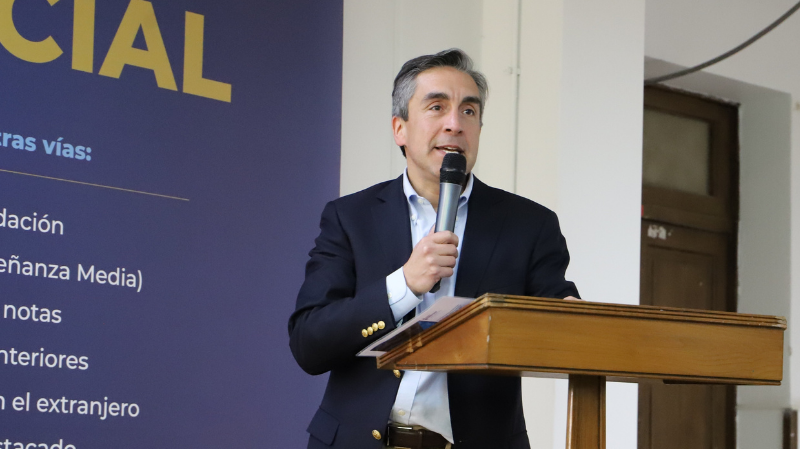 Imagen de la noticia: UGM vivió Claustro Académico 2025 con foco en la figura de Gabriela Mistral y la educación para el futuro