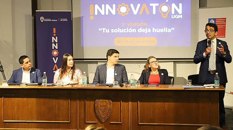 Foto 10 de 13: Innovatón 2025: Estudiantes de la UGM crean soluciones innovadoras para prevenir la insolvencia en MIPEs