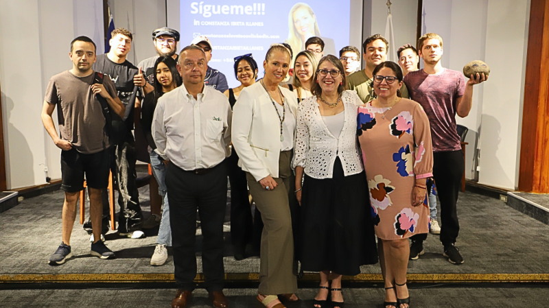 Foto 2 de 2: “Todos los contactos van a servir”: Constanza Ibieta revela estrategias clave de LinkedIn durante charla en la UGM