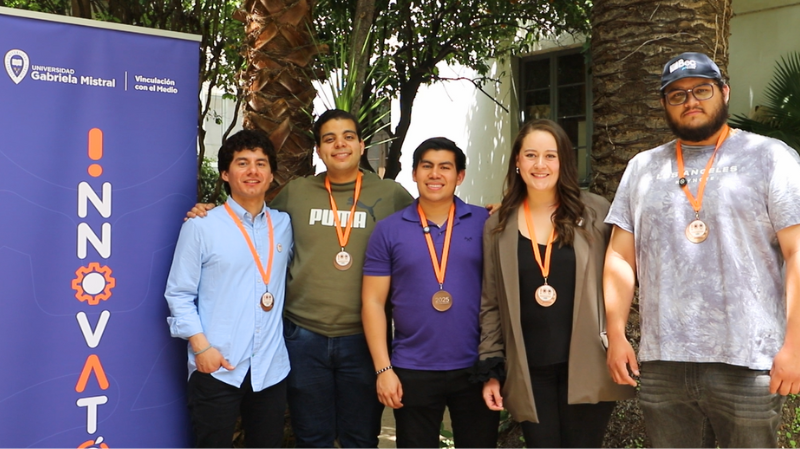 Imagen de la noticia: Innovatón 2025: Estudiantes de la UGM crean soluciones innovadoras para prevenir la insolvencia en MIPEs