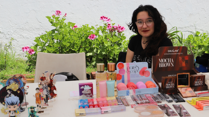 Foto 1 de 13: De repostería a accesorios: Feria de Emprendedores regresó a la UGM con más de 15 stands
