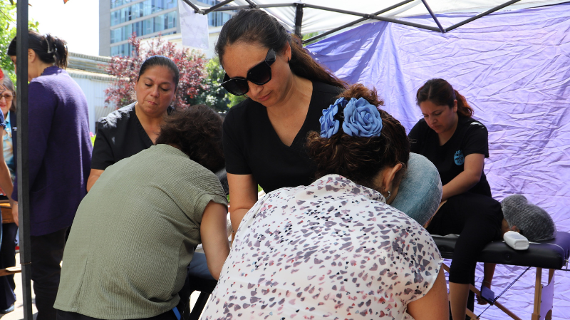 Foto 3 de 13: De repostería a accesorios: Feria de Emprendedores regresó a la UGM con más de 15 stands