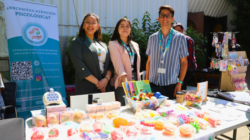 Foto 8 de 13: De repostería a accesorios: Feria de Emprendedores regresó a la UGM con más de 15 stands
