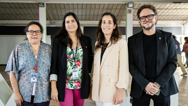 Foto 10 de 24: UGM conmemoró 80 años del Premio Nobel de Gabriela Mistral con homenaje académico y recreación histórica