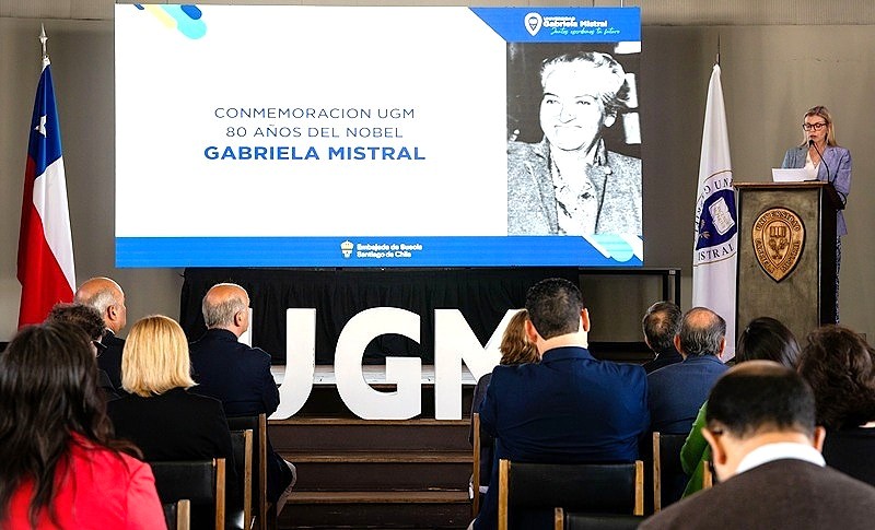 Imagen de la noticia: UGM conmemoró 80 años del Premio Nobel de Gabriela Mistral con homenaje académico y recreación histórica