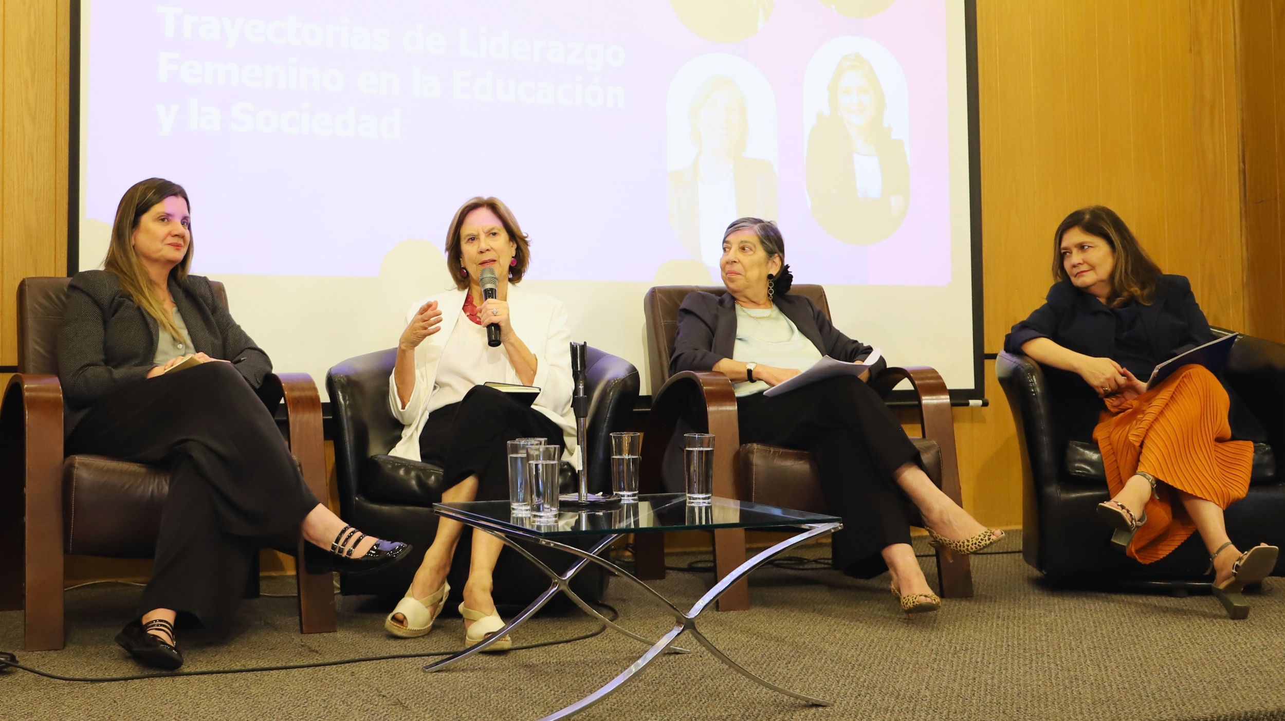 Imagen de la noticia: Presidenta de Junta Directiva UGM Mariana Aylwin lidera participación institucional en seminario CUP sobre mujeres en directorios