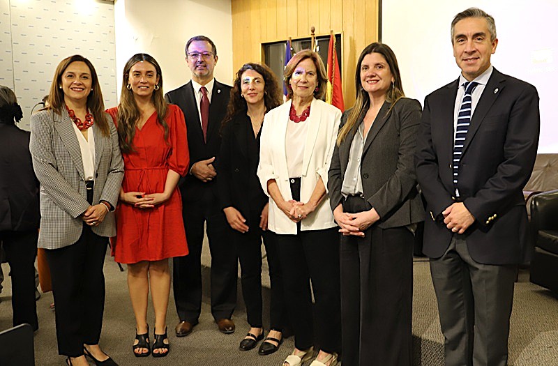 Imagen de la noticia: Presidenta de Junta Directiva UGM Mariana Aylwin lidera participación institucional en seminario CUP sobre mujeres en directorios
