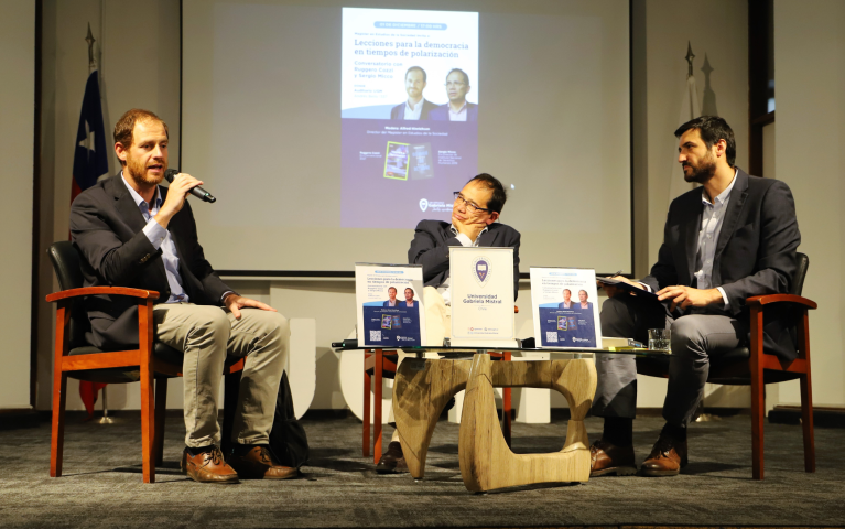 Sergio Micco y Ruggero Cozzi presentan libros sobre estallido social y Convención Constitucional en la UGM