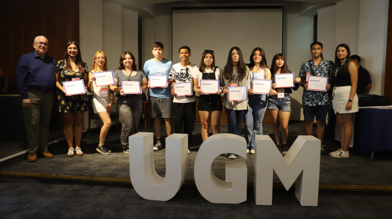 Foto 8 de 15: Aprender, crear y conectar: ¡Así se vivió la Escuela de Verano UGM!