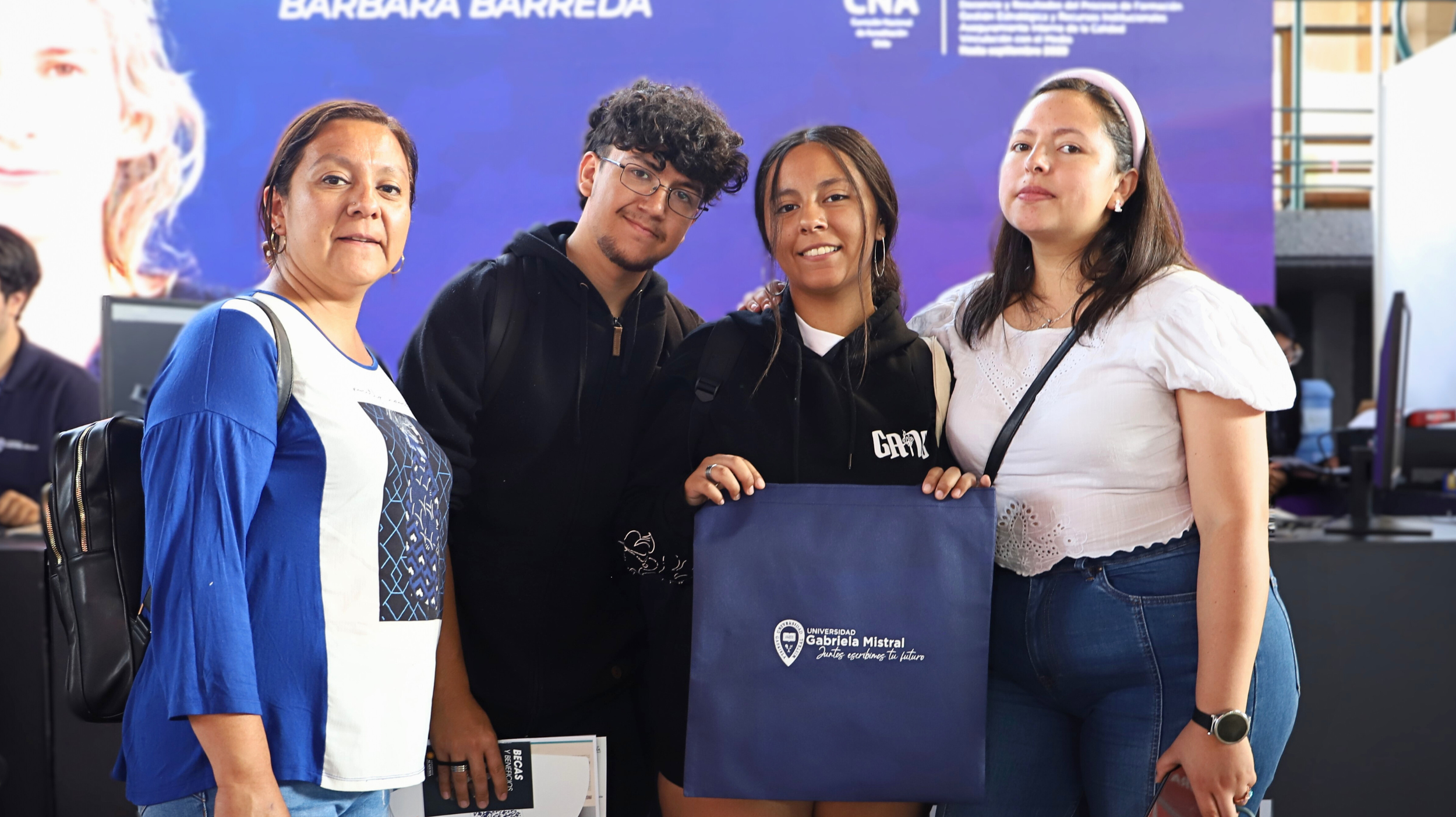 Imagen de la noticia: UGM presente en la Feria Mapocho en etapa clave del proceso de admisión 2026