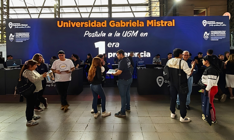 UGM presente en la Feria Mapocho en etapa clave del proceso de admisión 2026