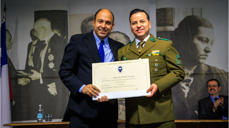 Foto 8 de 74: Universidad Gabriela Mistral celebró a sus egresados y titulados del período 2025-2026