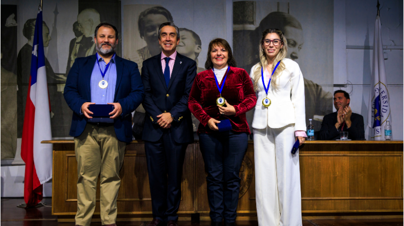 Foto 38 de 74: Universidad Gabriela Mistral celebró a sus egresados y titulados del período 2025-2026