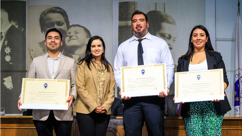 Foto 46 de 74: Universidad Gabriela Mistral celebró a sus egresados y titulados del período 2025-2026