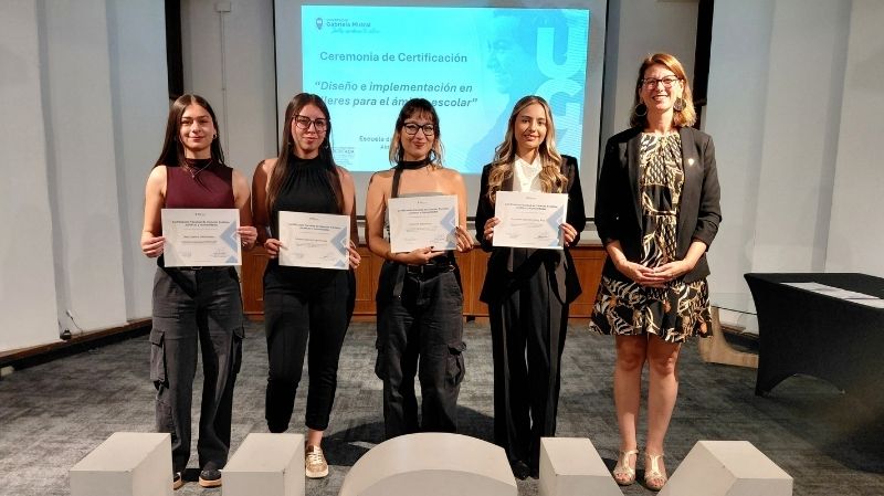 Foto 17 de 32: Estudiantes de Psicología UGM se certificaron en “Diseño e implementación de talleres en el ámbito escolar”