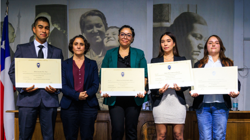 Foto 66 de 74: Universidad Gabriela Mistral celebró a sus egresados y titulados del período 2025-2026