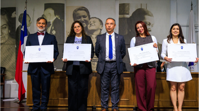 Foto 69 de 74: Universidad Gabriela Mistral celebró a sus egresados y titulados del período 2025-2026