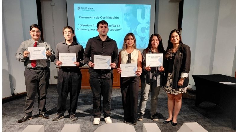 Foto 29 de 32: Estudiantes de Psicología UGM se certificaron en “Diseño e implementación de talleres en el ámbito escolar”